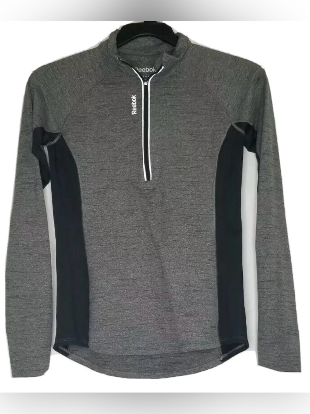 Reebok Women’s Cold Weather Compression Gray & Black Quarter-Zip Shirt, Medium
